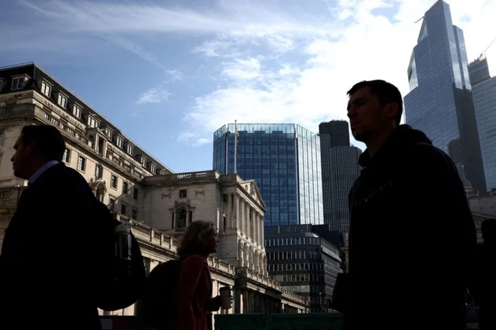 Bank of England considers clampdown on foreign bank branches- FT