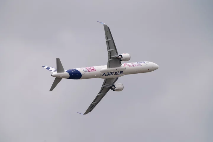 Engine Durability Remains in Focus at Air Show: Paris Update