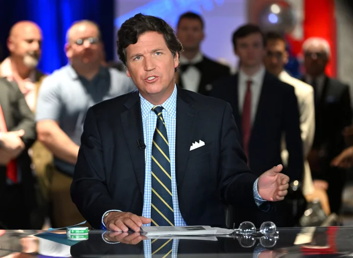 Tucker Carlson Says He’s Launching a New Show on Twitter