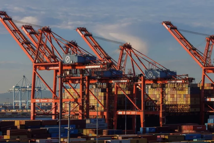 US West Coast port workers ratify contract agreement