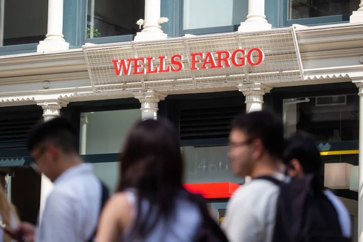 Wells Fargo Preps for Wealth Battle After $1 Billion Turnaround