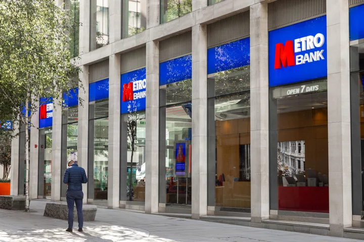 Metro Bank’s Riskiest Bonds Gain Most on Record After Rescue