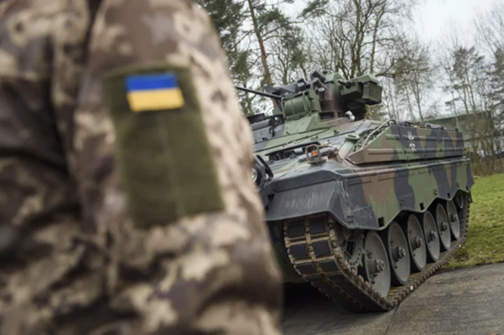 Ukraine's Zelenskyy arrives in Berlin to meet German leaders, discuss arms deliveries