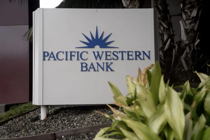 PacWest Deposits Dropped 9.5% After Report of Investor Talks
