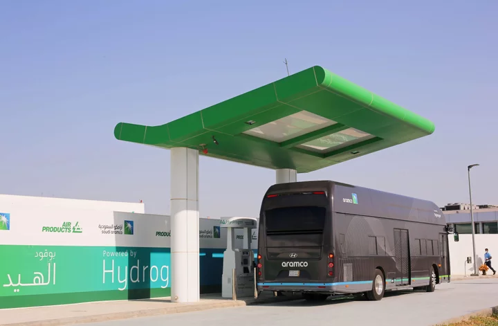 Saudi Arabia Wants to Have Buses Running on Hydrogen Next Year
