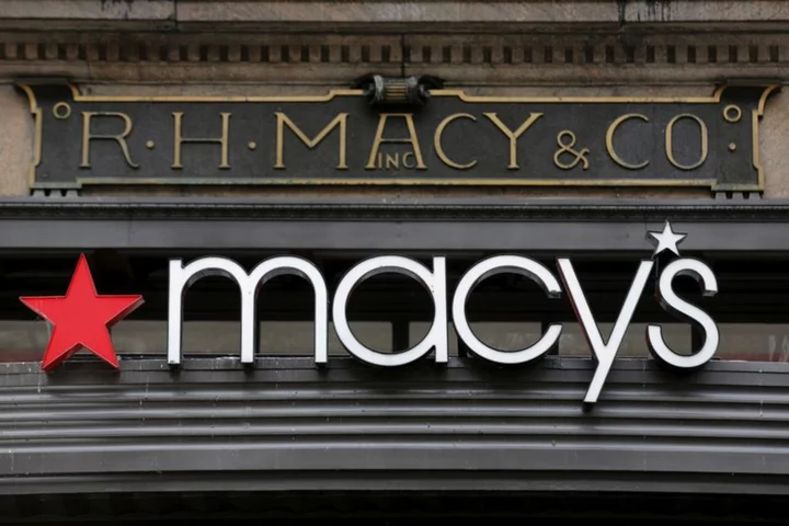 Macy's quarterly profit drops on higher discounts