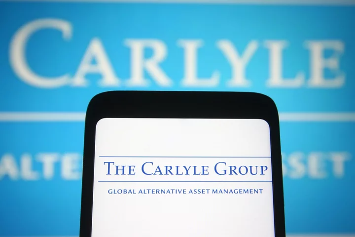 Carlyle Profit Tumbles on Deal Slump, Still Beats Estimates