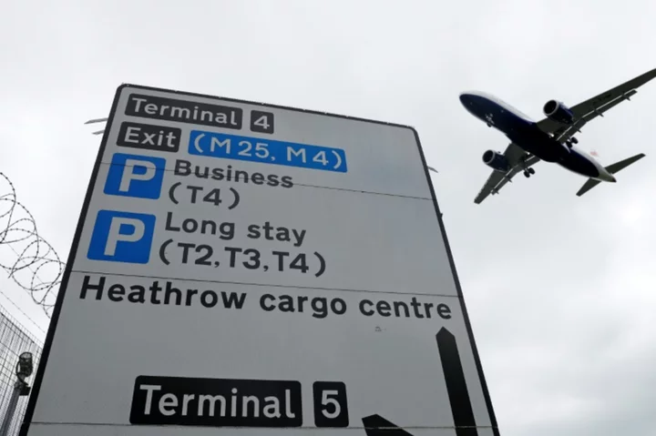 Heathrow security staff call off summer strikes
