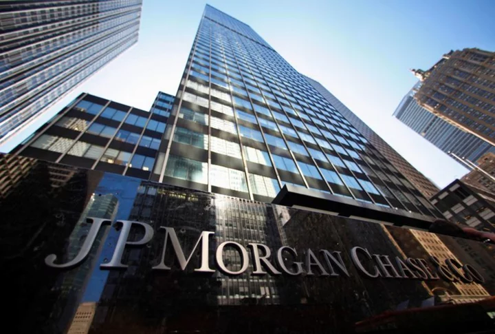 Exclusive-JPMorgan shuffles bosses as Rivas to retire as head of North American investment banking -memo