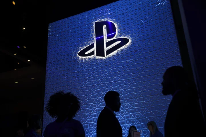 Sony Drops in Wake of Ruling Favoring Microsoft-Activision Deal