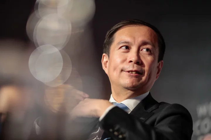 Alibaba’s Ex-CEO Zhang Quits as New Leadership Takes Helm