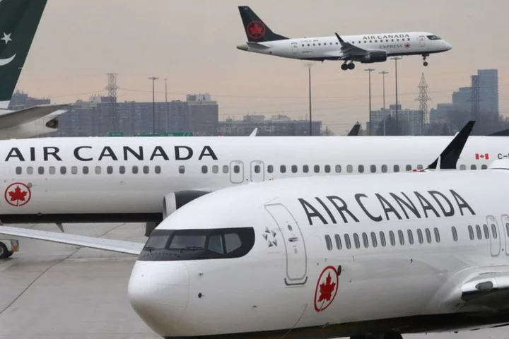 Air Canada to operate as usual during informational picket by pilots union