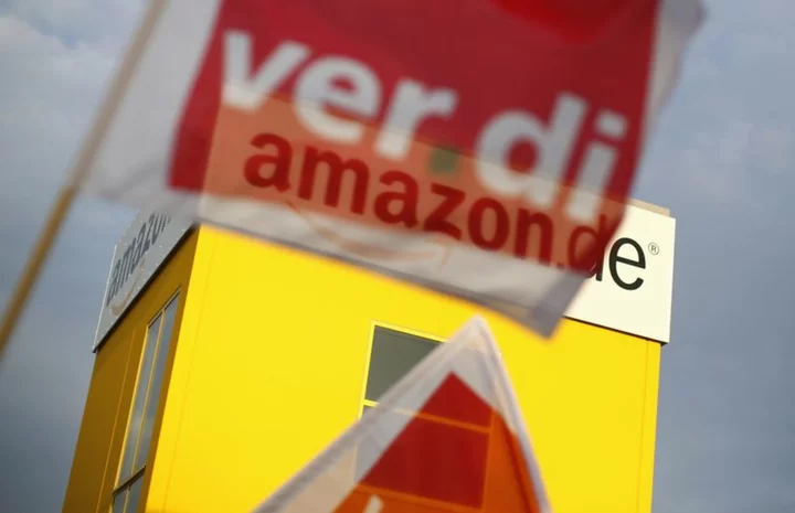 Amazon workers in Leipzig start 48-hour strike for higher wages