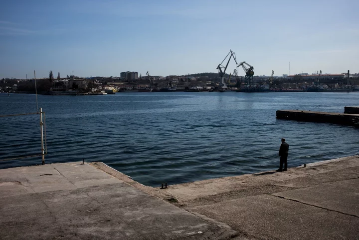 Russia Says Ukraine Hit Crimean Shipyard in Missile Strike