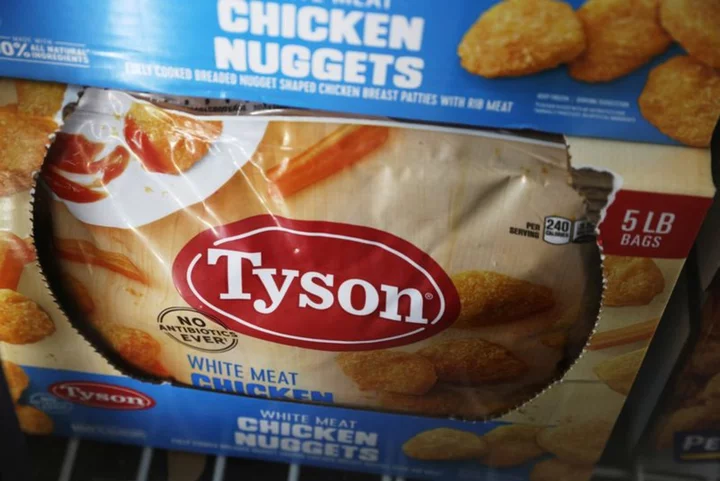 US chicken producers ordered to face price-fixing claims