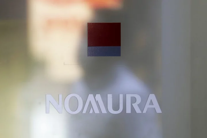 Nomura Eyes Extra $100 Million Cost Cuts in Wholesale Banking