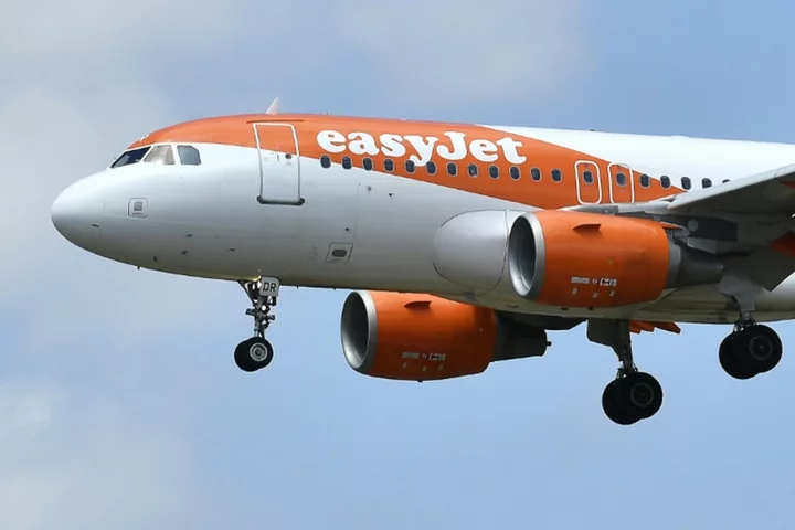 EasyJet says to land record profits despite disruption