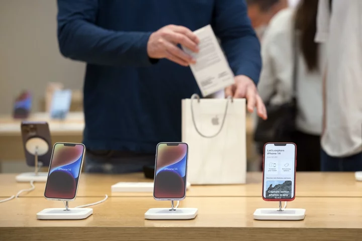 Apple Posts Disappointing iPhone Sales Even as Services Grow