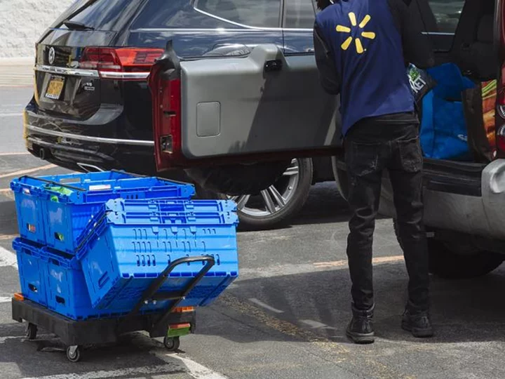 Walmart cut starting pay for some new jobs