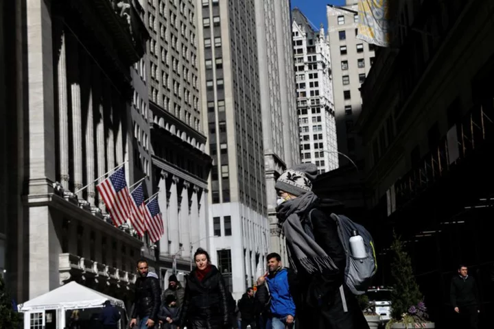 US banking regulators open to mergers, but vow tougher rules