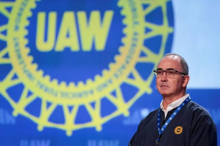 UAW president: lot of work remaining to reach auto labor deals