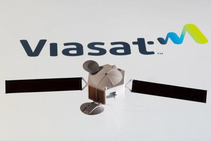 Viasat shares near record daily plunge after satellite fails to deploy