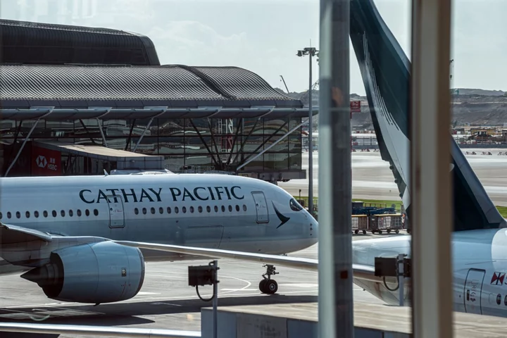 Cathay Sees First Half Net Income Soaring Up to HK$4.5 Billion