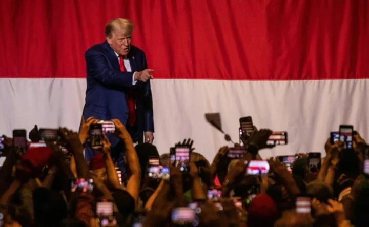 US media split on Trump reflects divided nation