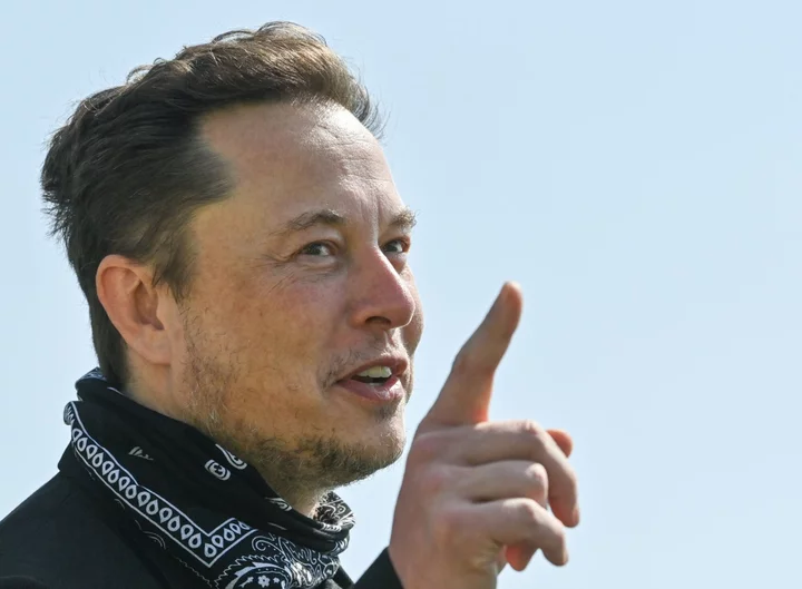 Elon Musk Defends Himself on X After Antisemitic Furor Deepens