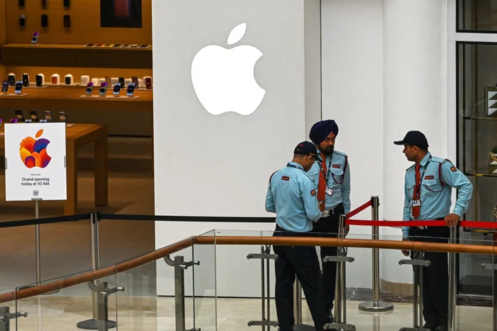 Apple Supplier Foxconn Begins iPhone 15 Production in India