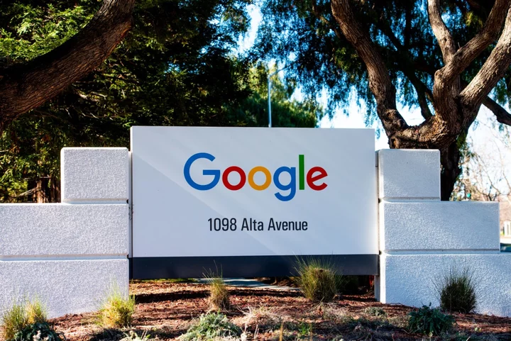 Google Contract Staff That Helped Train AI Seek To Unionize