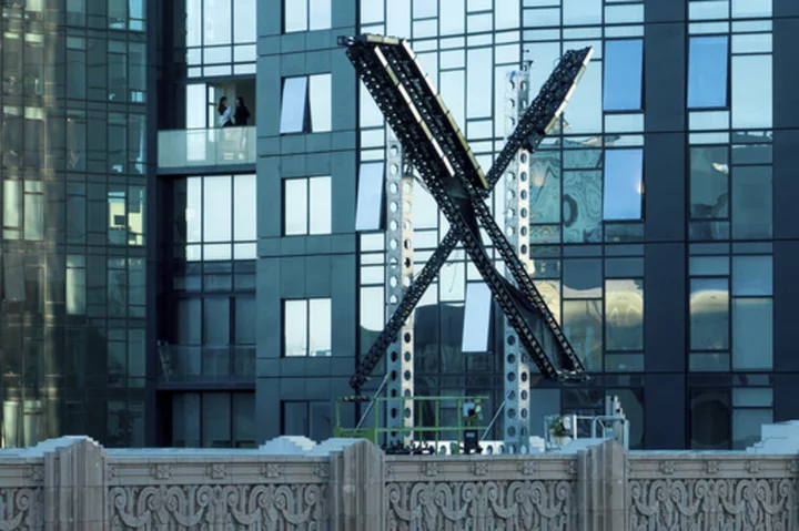 Brightly flashing 'X' sign removed from the former Twitter's San Francisco headquarters