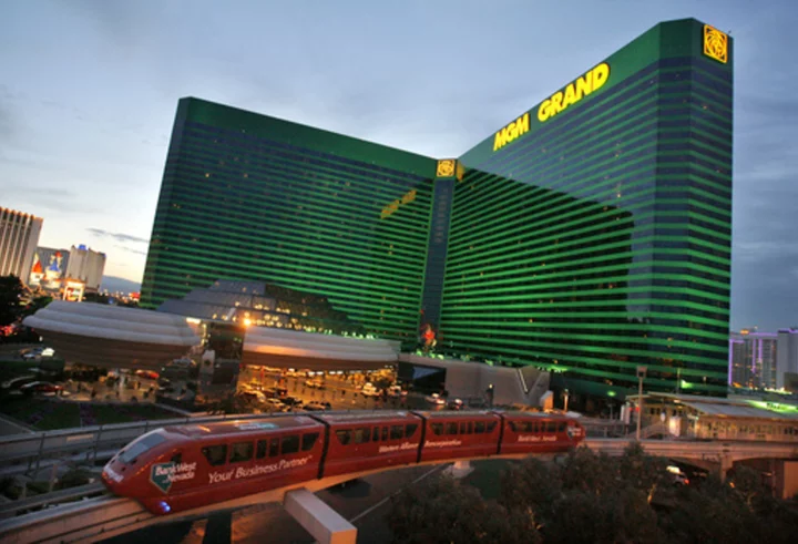 FBI investigates cybersecurity issue at MGM Resorts while casinos and hotels stay open across US
