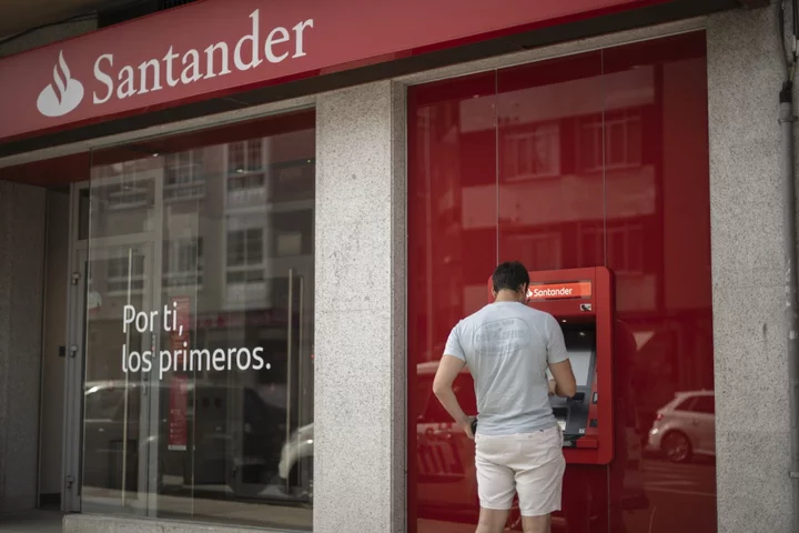 Santander Hires Credit Suisse Veteran Healthcare Banker Schwartz