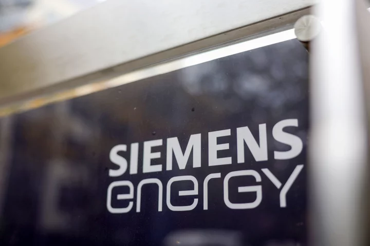 Siemens Energy Sees Profit in 2024 After Government Intervention