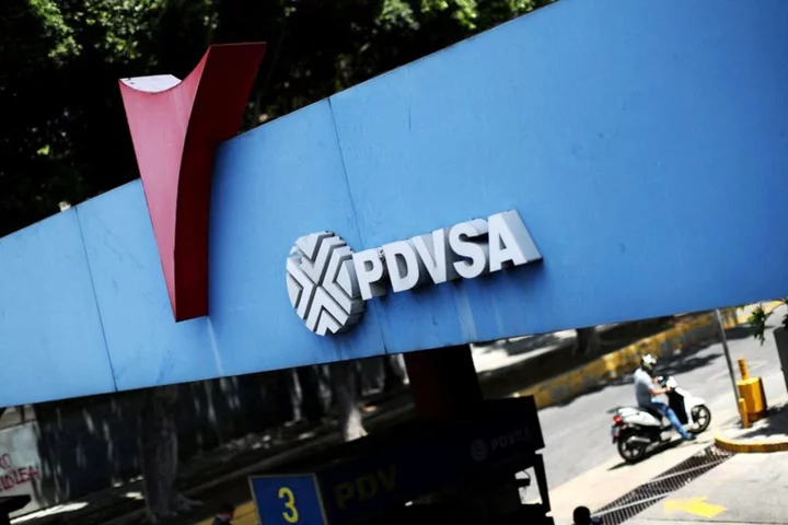Exclusive-JPMorgan sounds out investors on Venezuela bond index weightings -sources