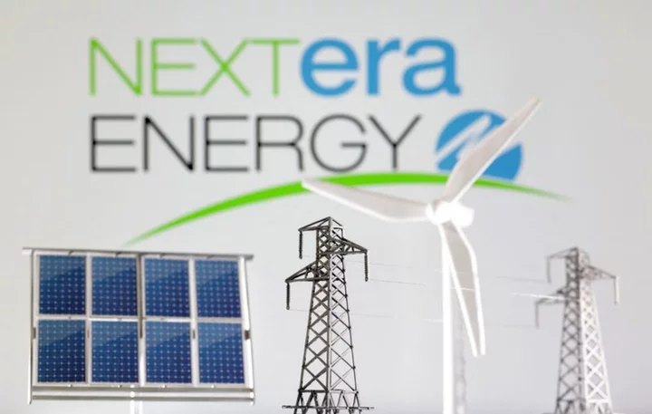 NextEra beats third-quarter profit on renewable energy strength