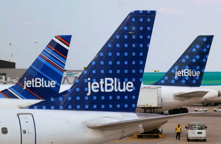 US seeks to block JetBlue, Spirit Airlines merger at trial