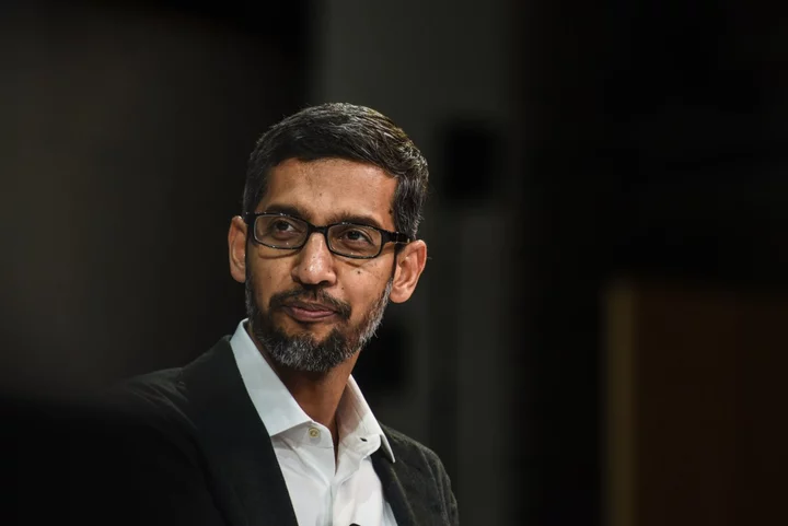 Alphabet CEO Pichai Grilled on Record-Keeping at Google Play Trial