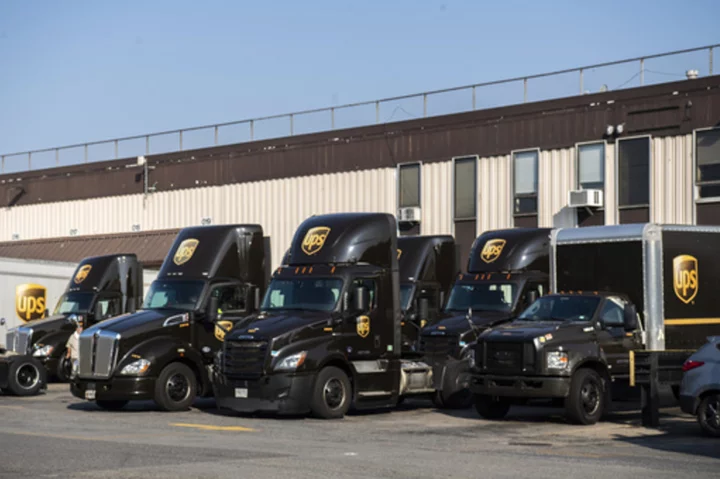 UPS lowers 2023 revenue expectations, citing tentative labor deal with 340,000 unionized workers
