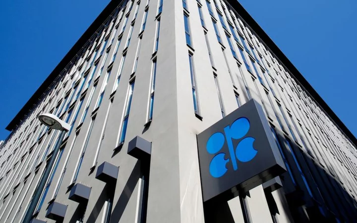 OPEC+ talks tough, policy rollover possible, sources say