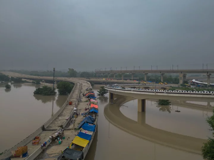 Flood Situation Eases in Delhi as Yamuna River Water Recedes