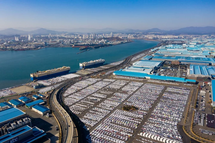 Hyundai Breaks Ground on Plant to Build 200,000 EVs a Year