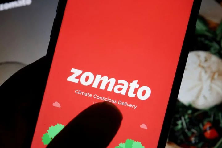 Indian foodtechs Zomato, Swiggy get notice for $90 million in unpaid taxes -CNBC TV18