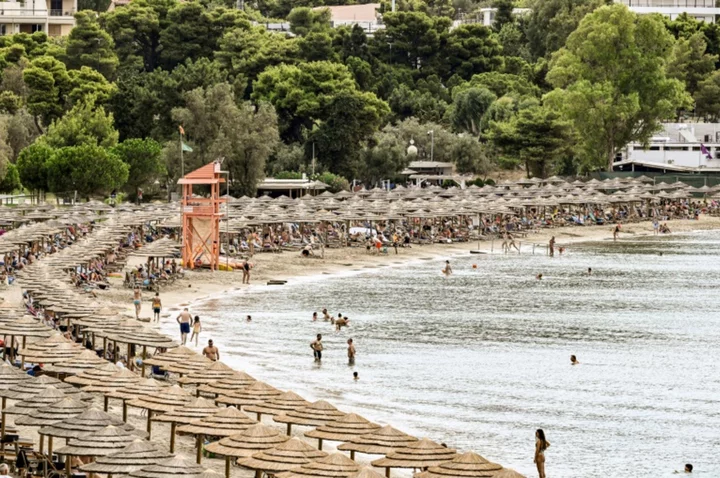 Greek islanders refuse to throw in the towel over sunloungers