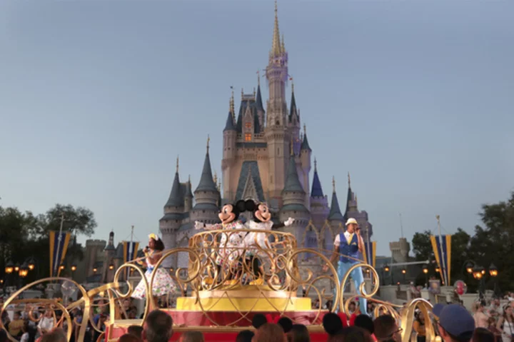 Stalled contract jeopardizes relations between new Disney governing body, firefighters