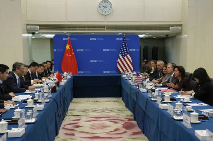 Top US and Chinese commerce officials express support for better trade conditions