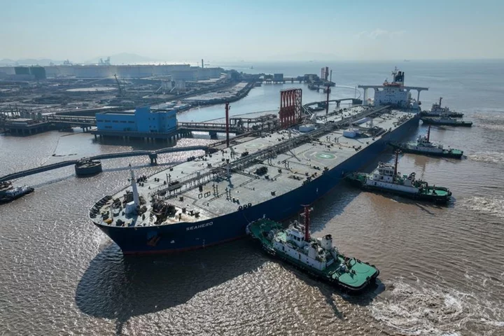 Oil retreats on US demand worries despite China stimulus, supply