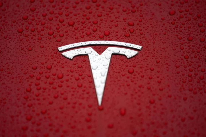 Tesla considering building 4.5 billion euro car factory in Spain - report