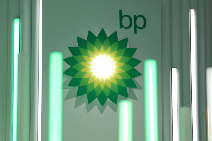 BP Profit Misses as Weak Gas Trading Offsets Strong Oil